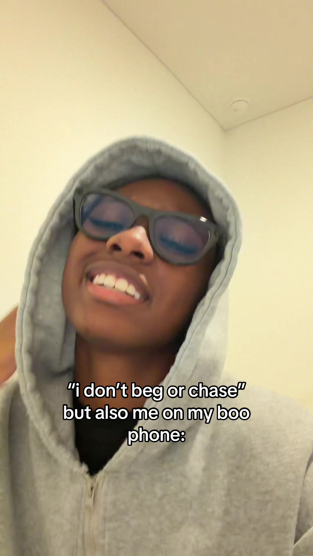 @🧍🏾♀️