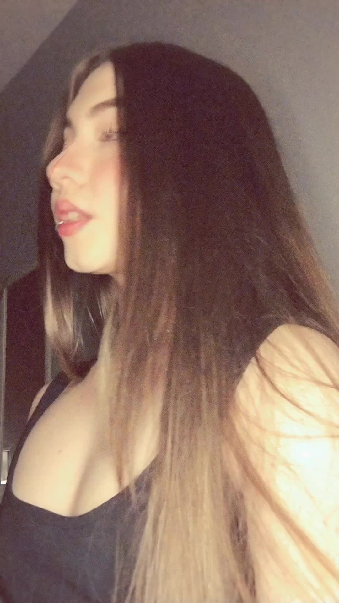 @Ana🦋