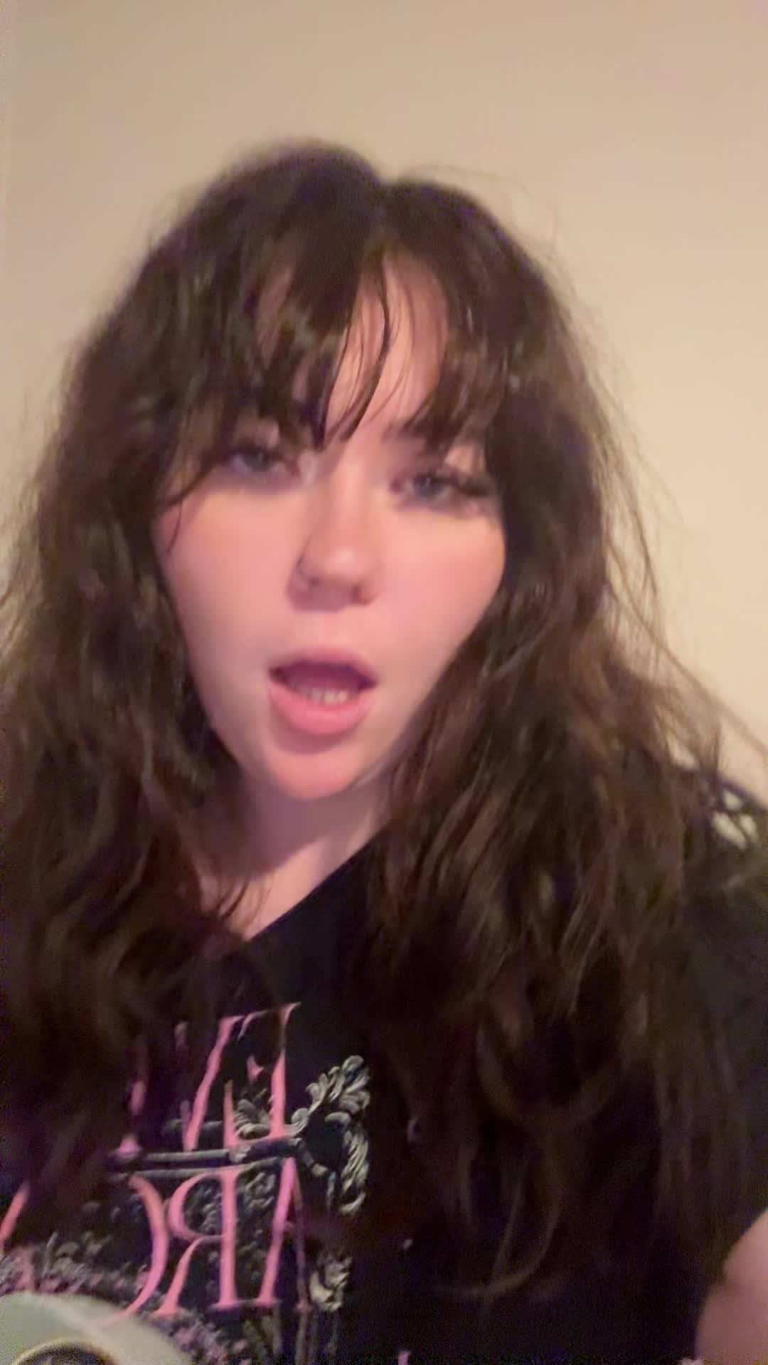 @imnotavailable21
