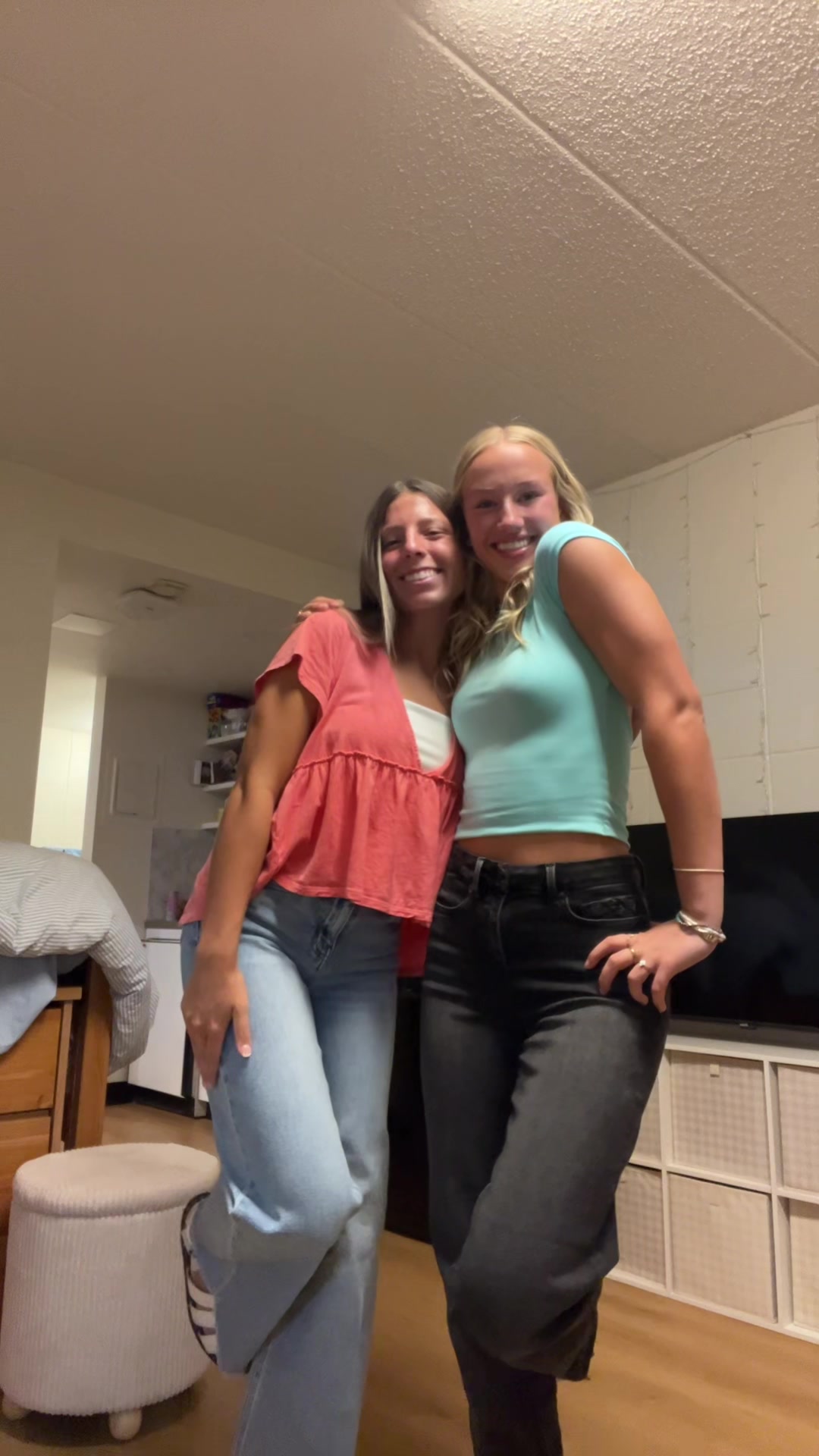 @Ella 🫧