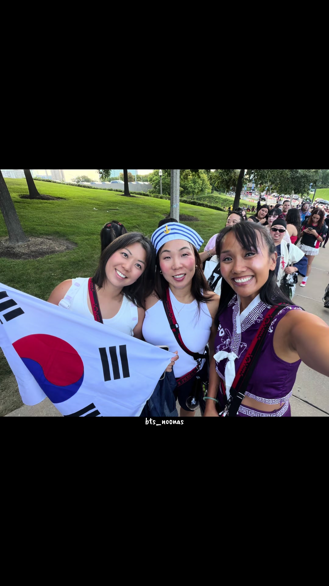 @Jung Kook high fived me 🥹⁷