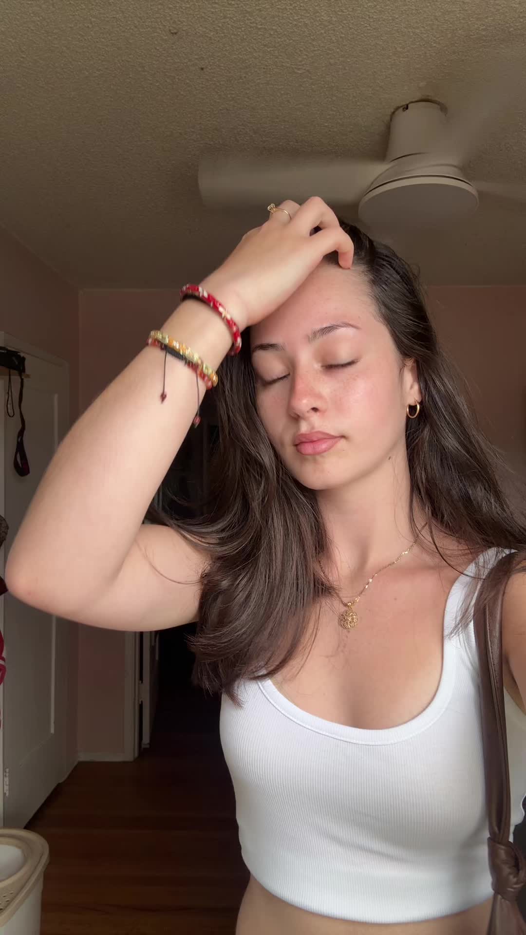 @Clara