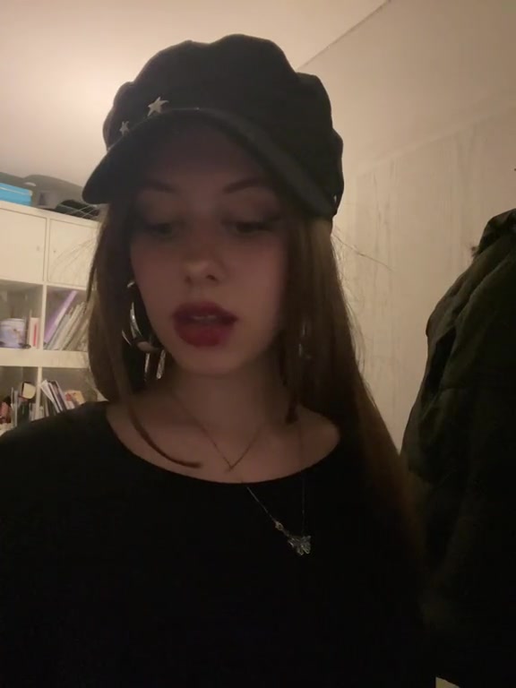 @77sleepydoll