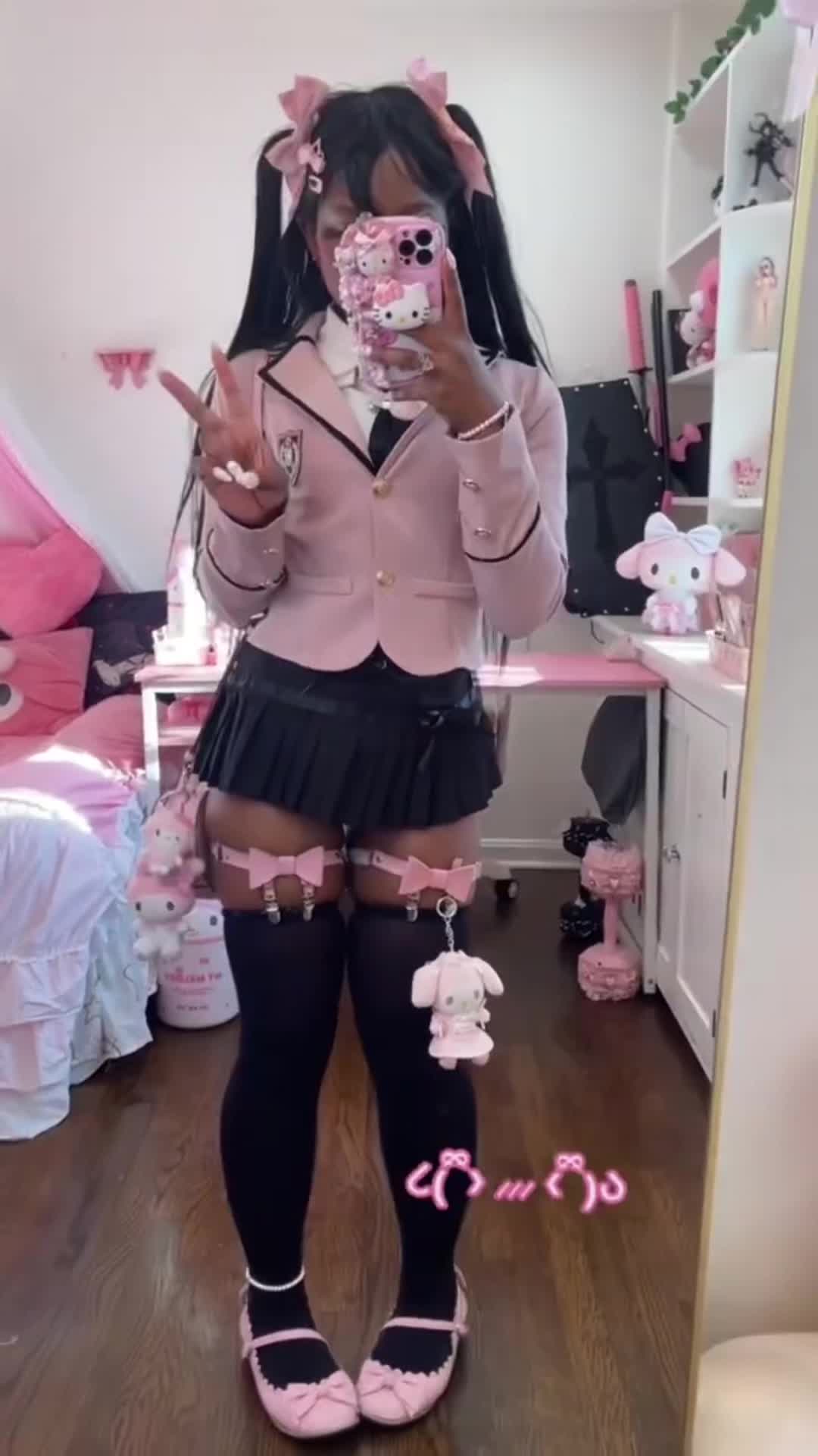 @insta:kittenholic