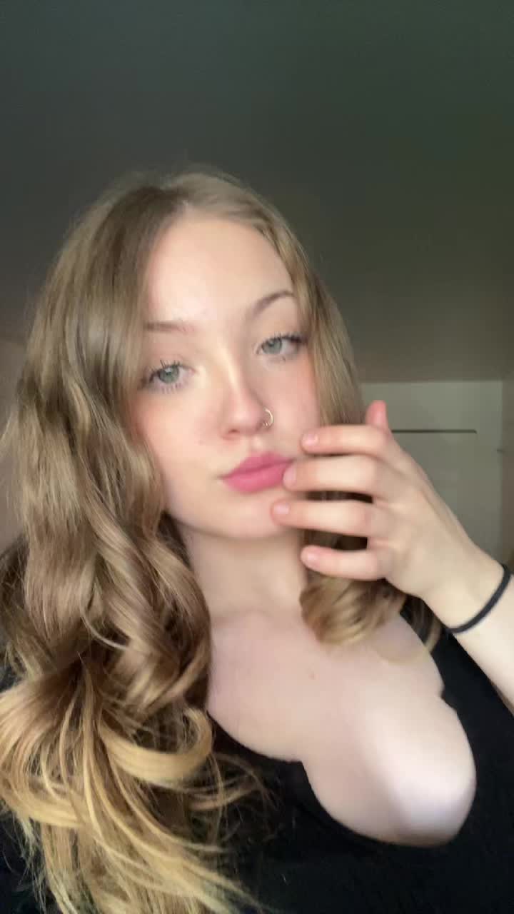 @Izzybella😝🍃