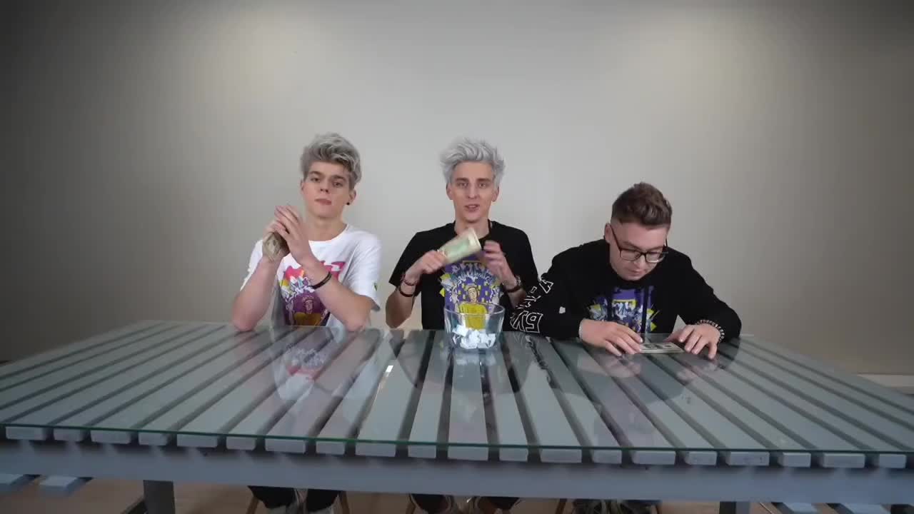 @Snookerr@