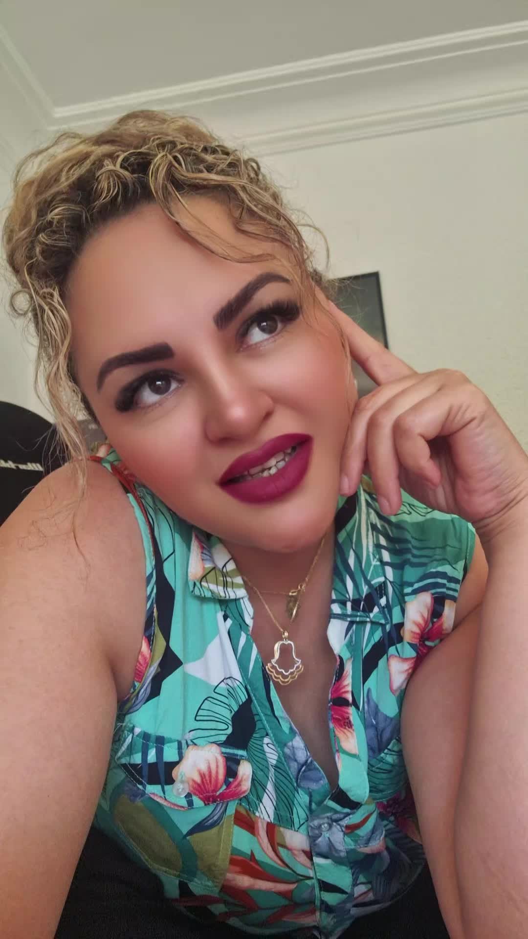 @Najatnajouta
