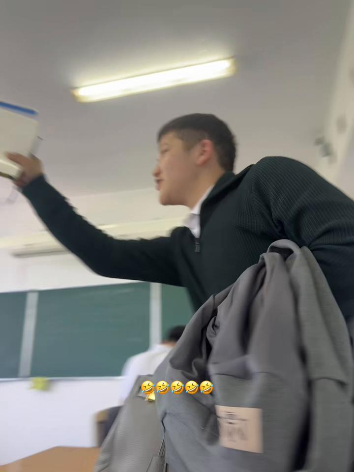 @𝑻𝑶𝑮𝒀𝒁 &laquo;𝒃&raquo;