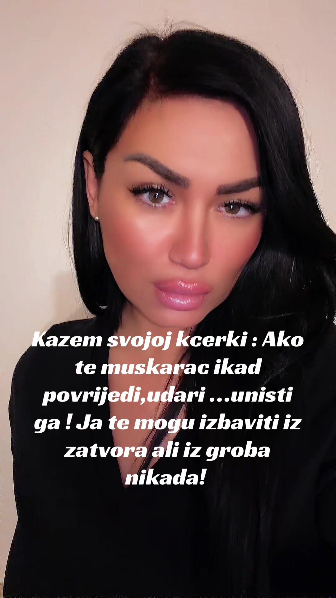 @♛𝒬𝒰𝐸𝐸𝒩 𝒪𝐹 𝐵𝒪𝒮𝒩𝐼𝒜♛
