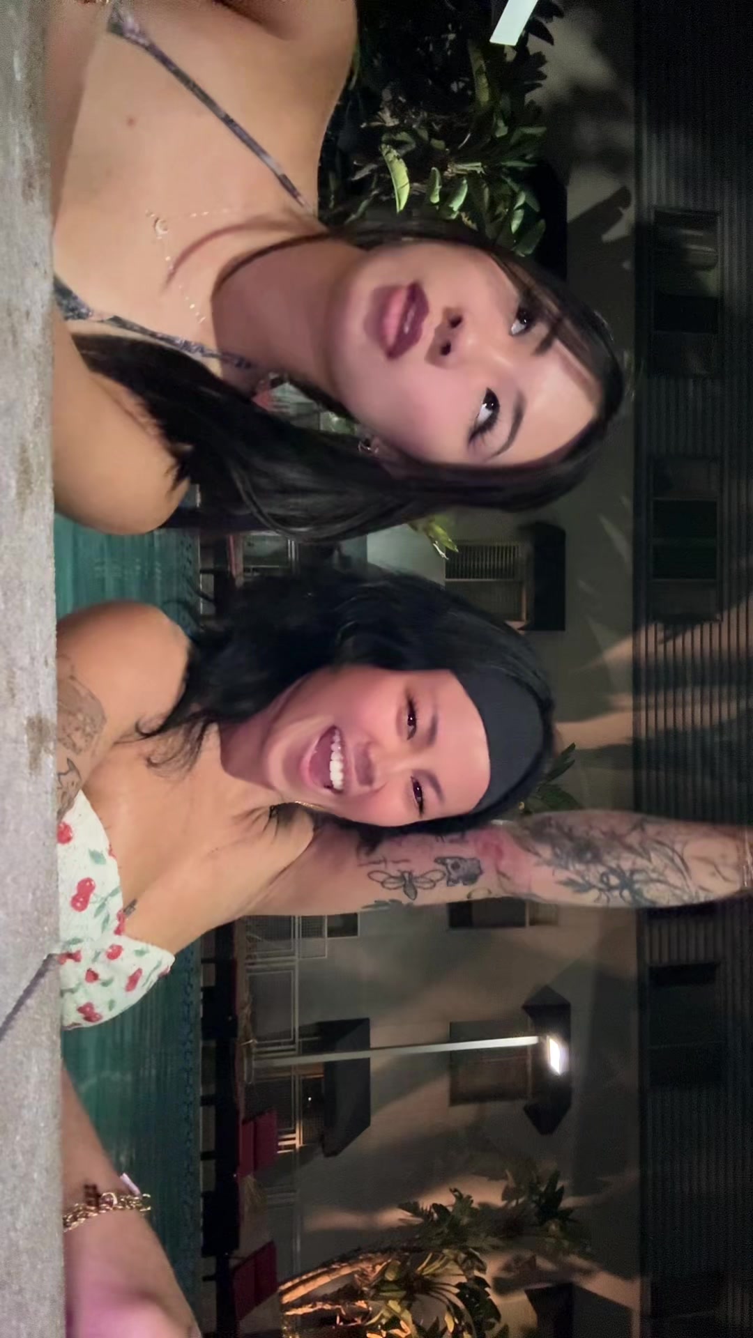 @Em