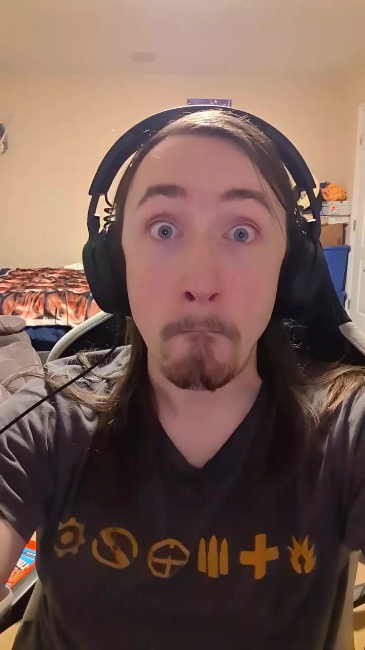 @NyxMoon Reads