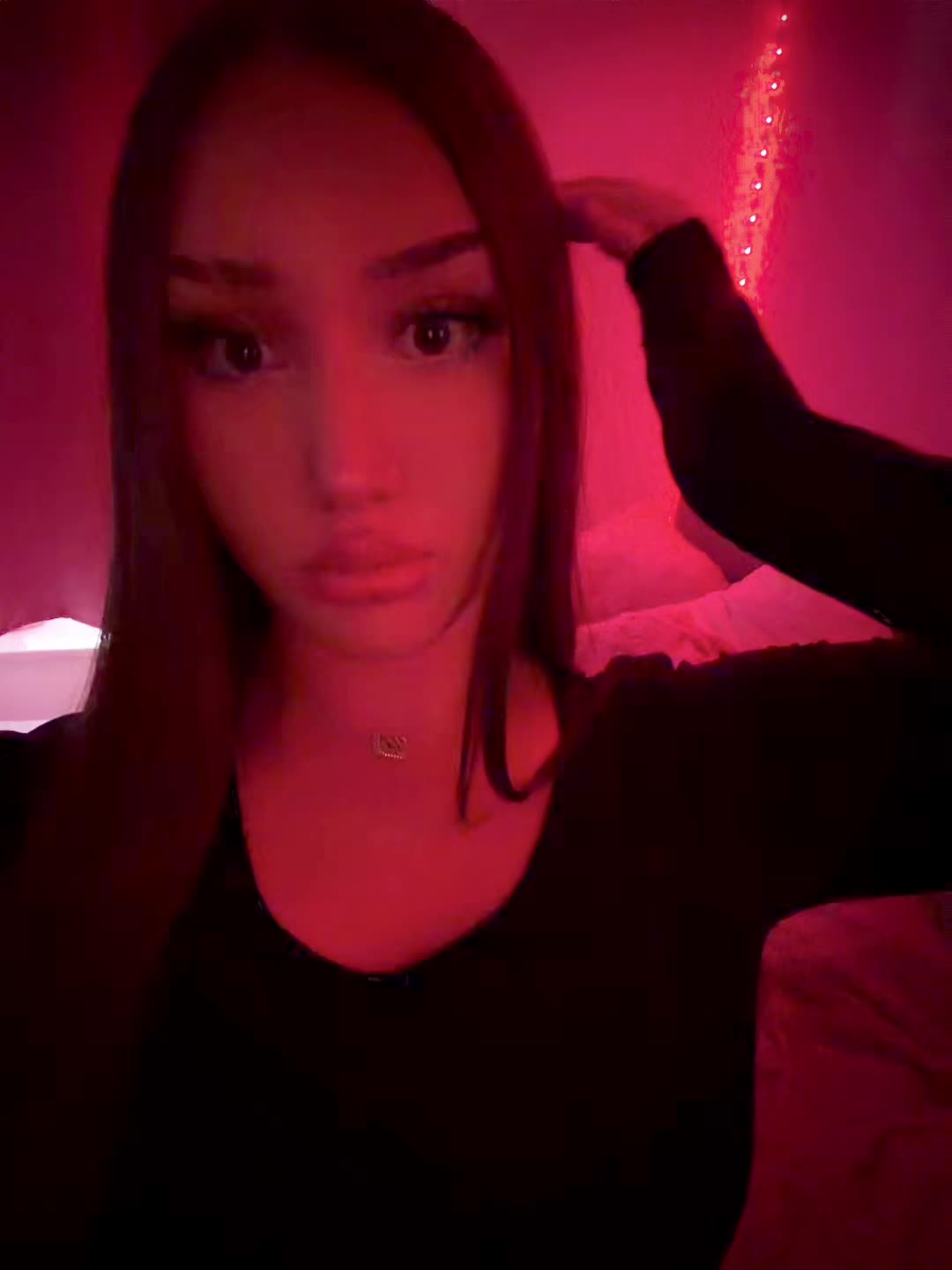 @𝐦𝐢𝐚🇷🇸🇩🇪