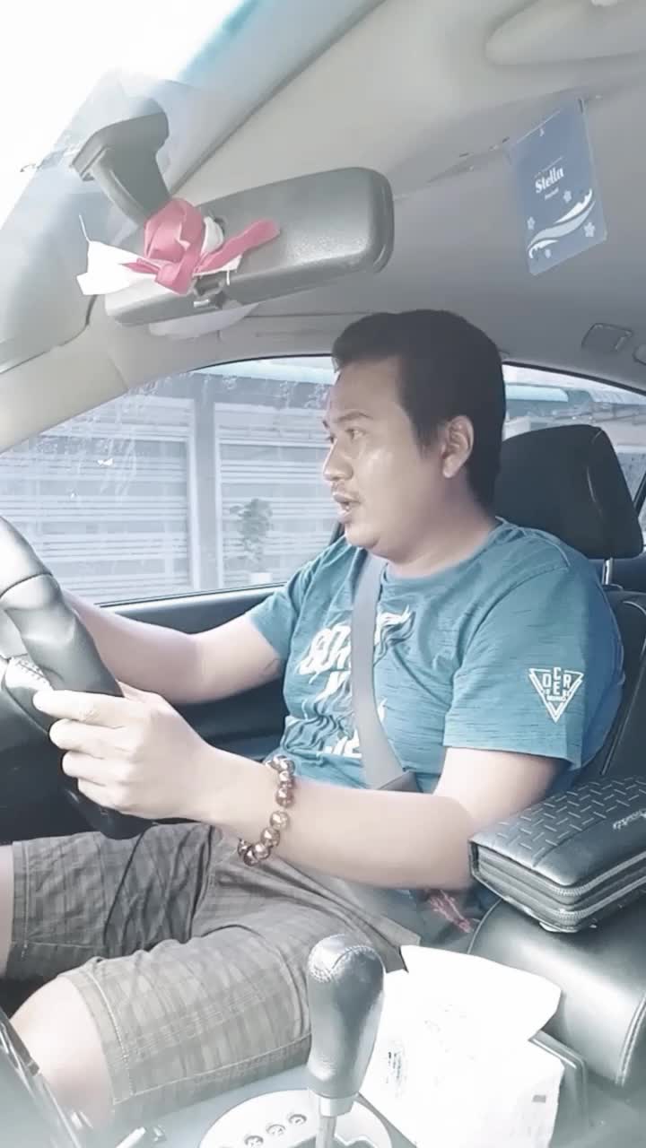 @KO Naing ๐ค ๐ ๐ค