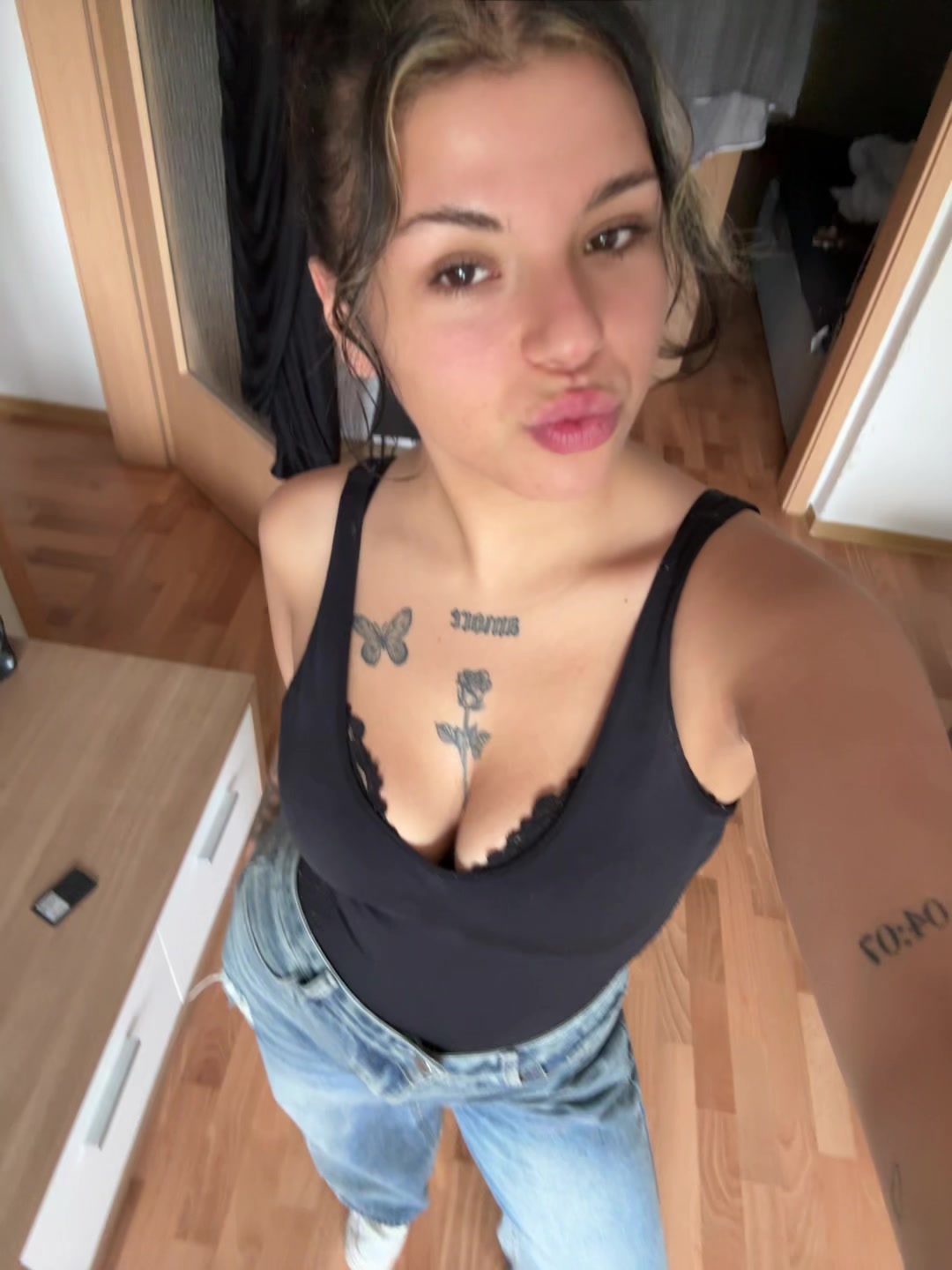 @melina