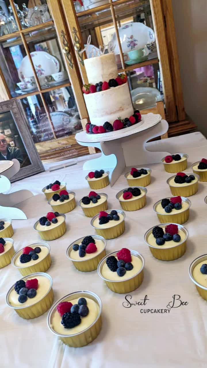@Sweet Bee Cupcakery