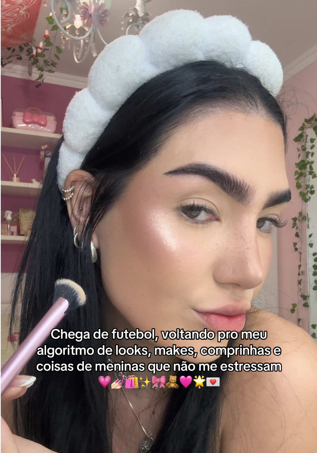 @izabella Flores