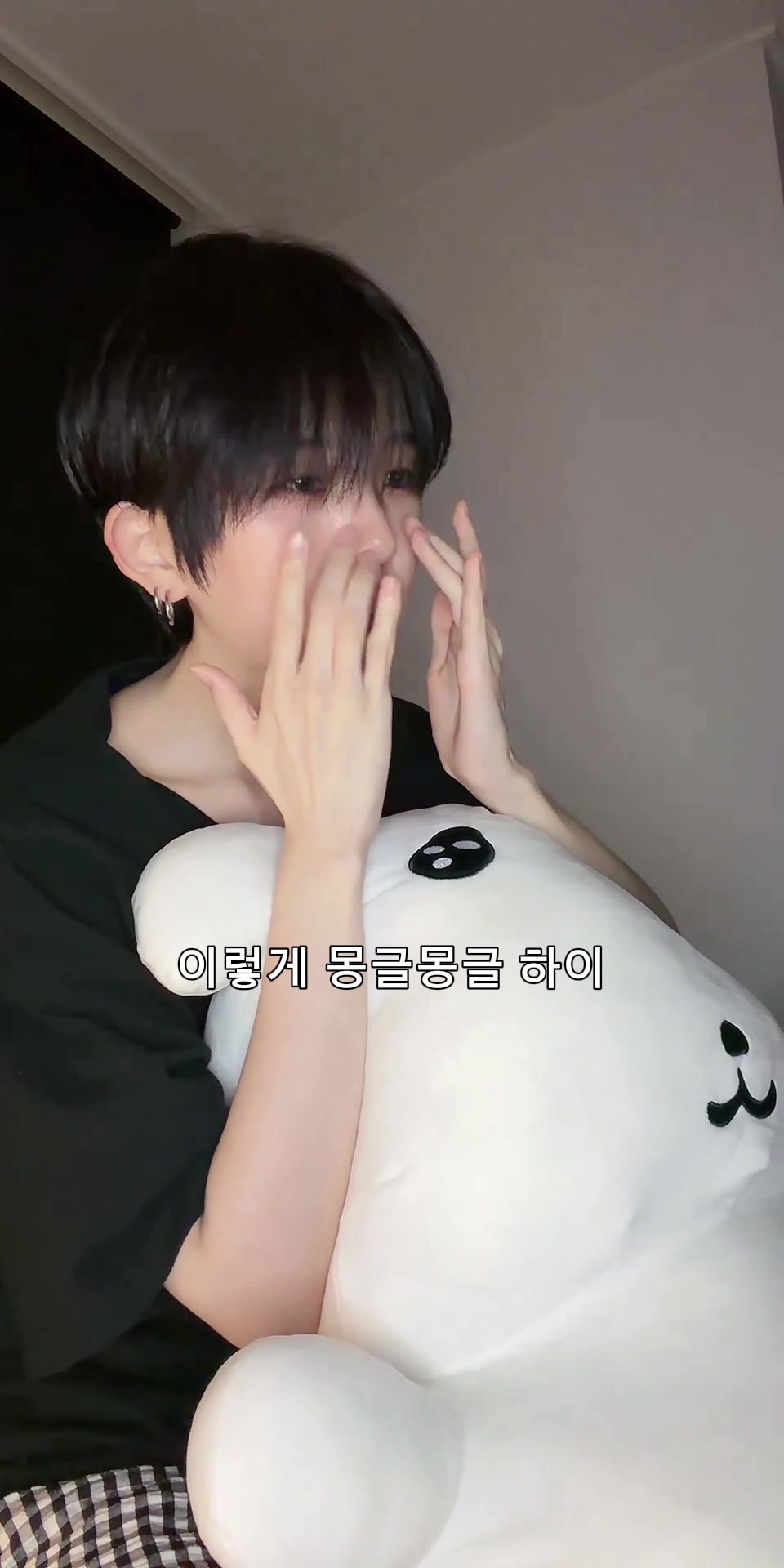 @정우경