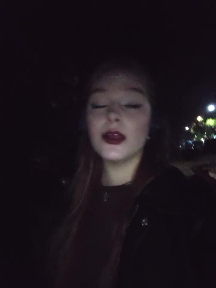 @🦊