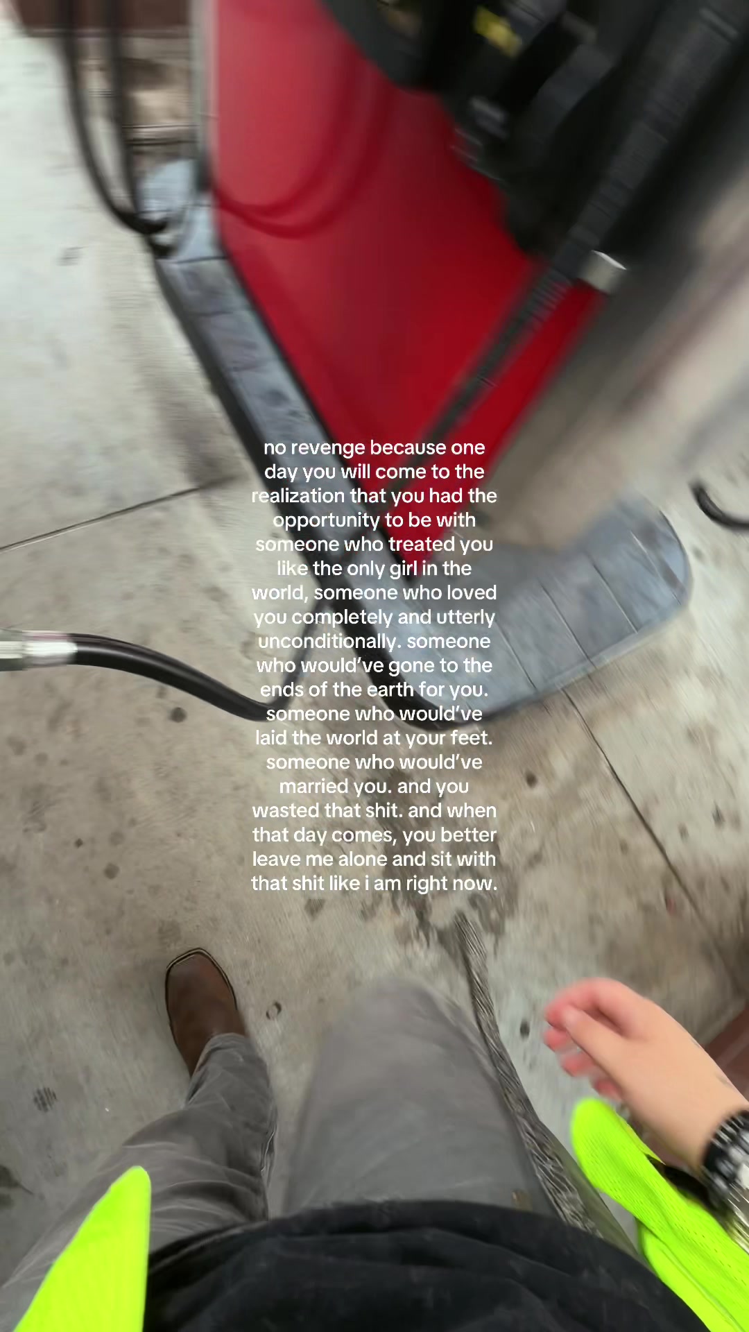 @️