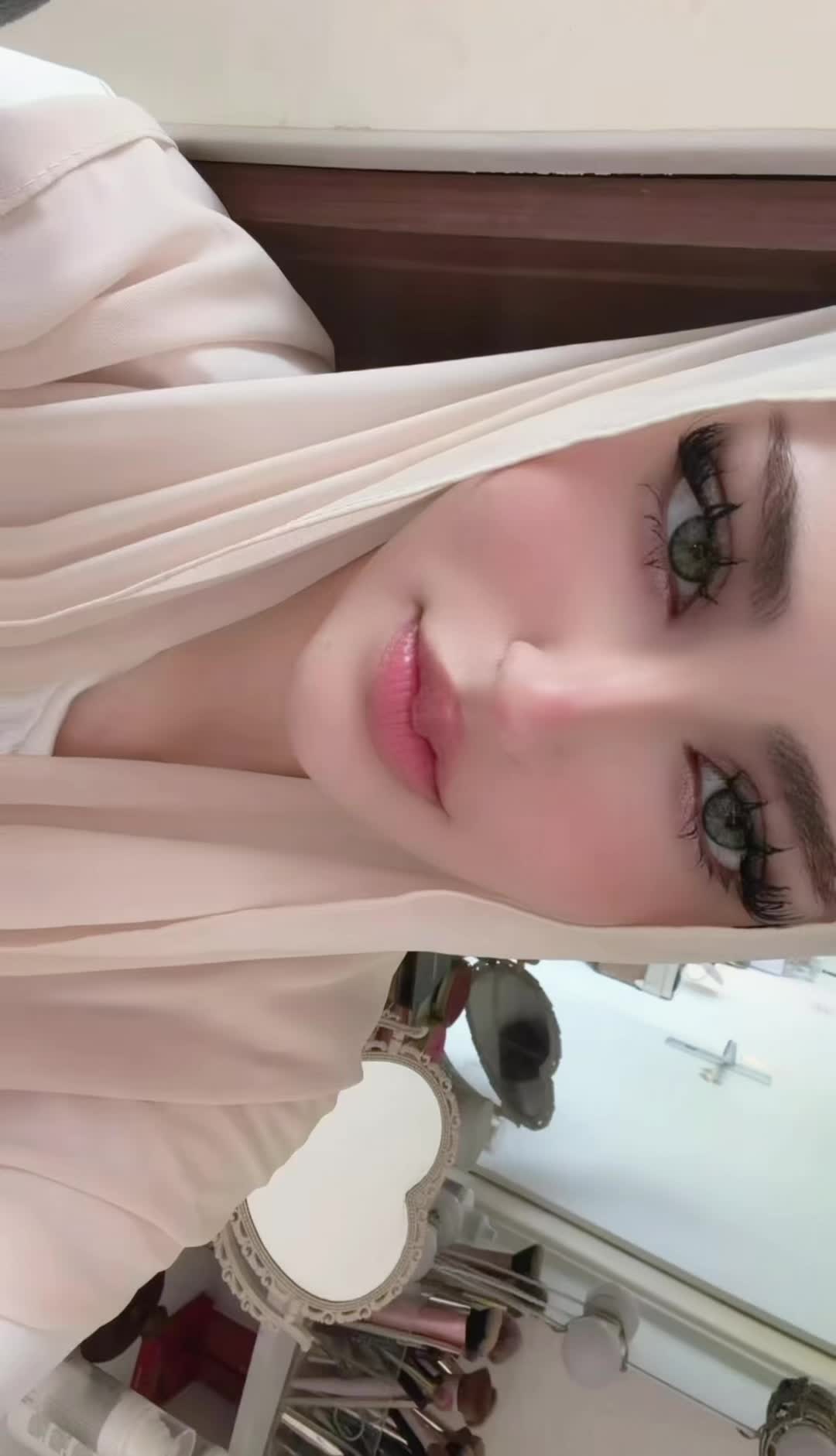 @𝐿𝑎𝑦𝑎𝑛🪽