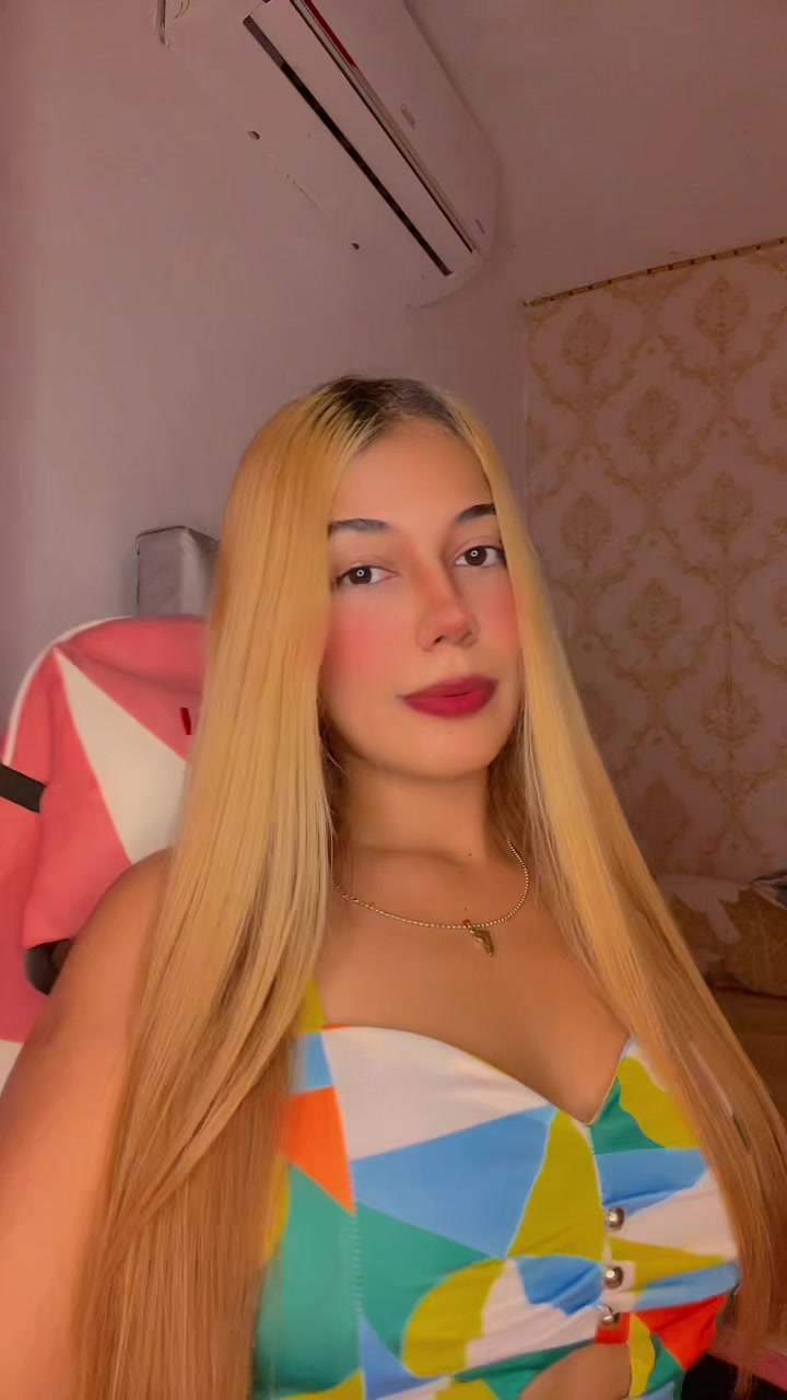@Cherrybarbie