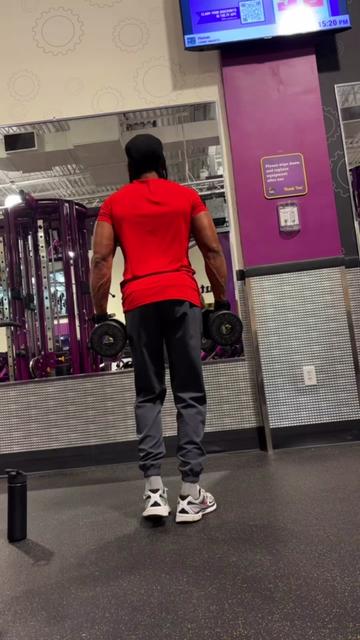 @Ivan&rsquo;s fitness #cdn