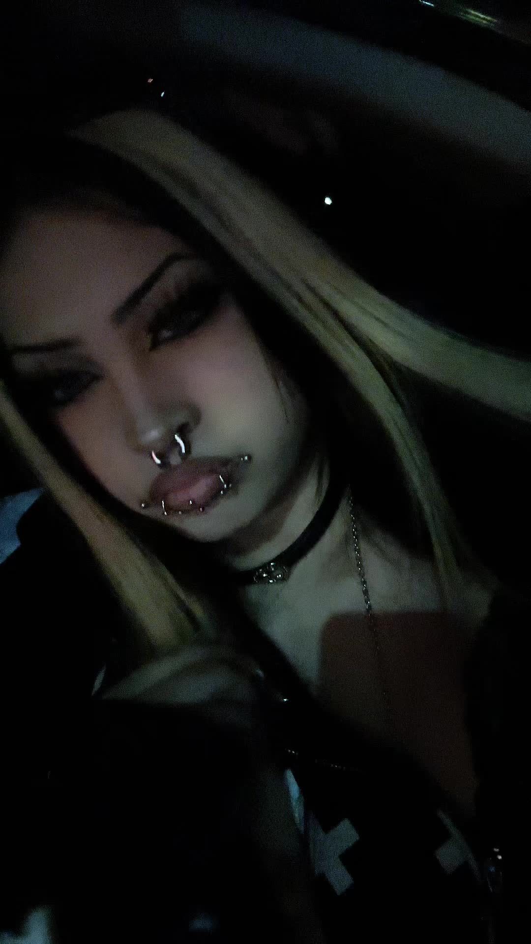 @★ violet vicious ★