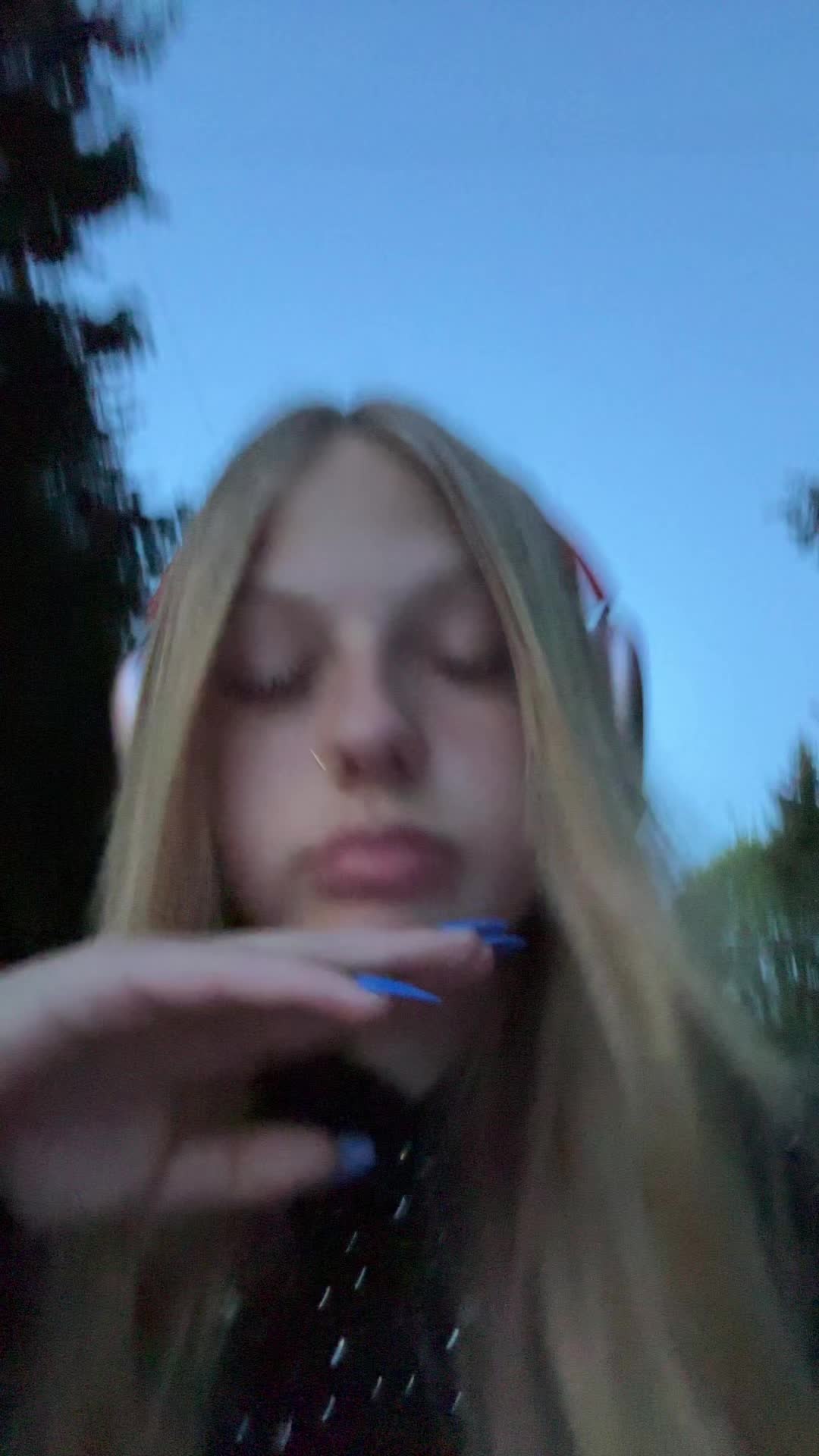 @lils๐