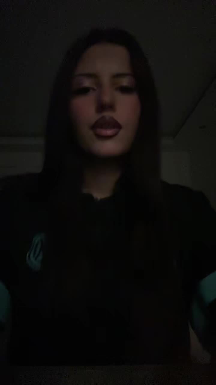 @Valentina ๐