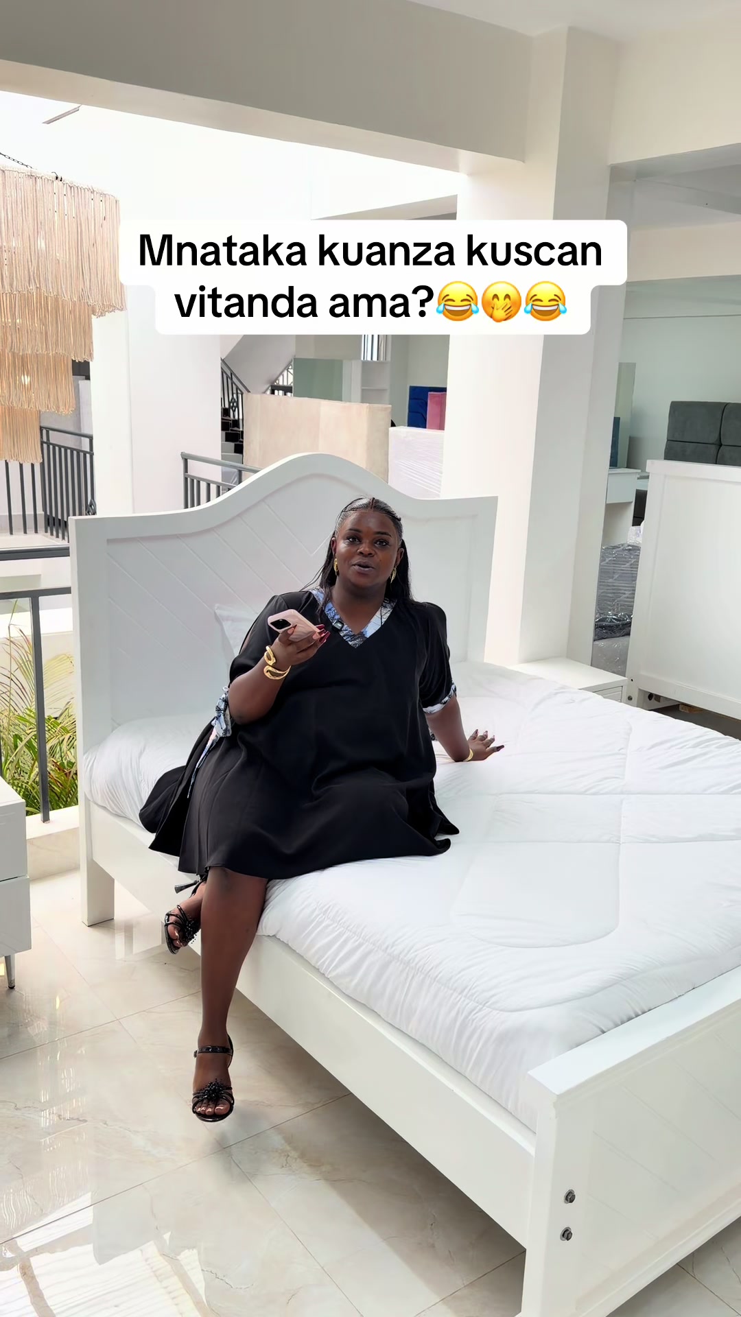 @👑OFFICIALKINUTHIA 👑
