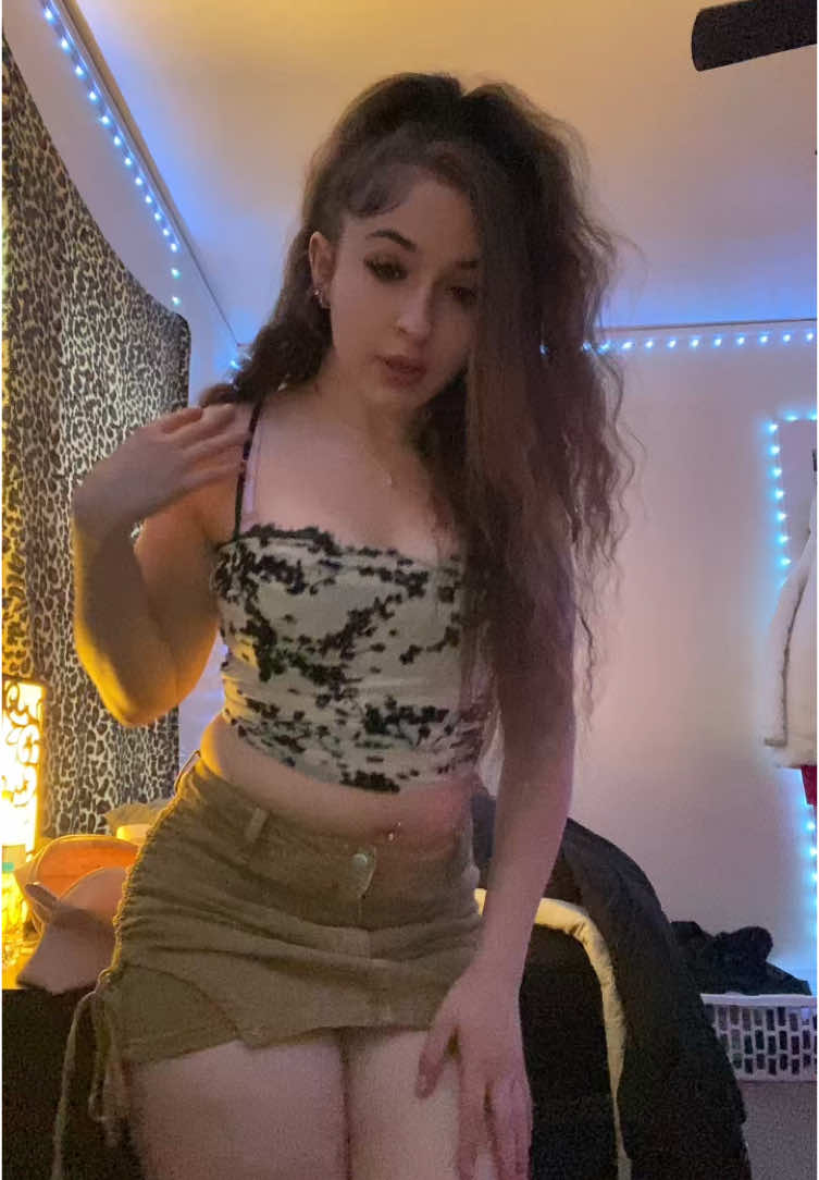 @brookk.