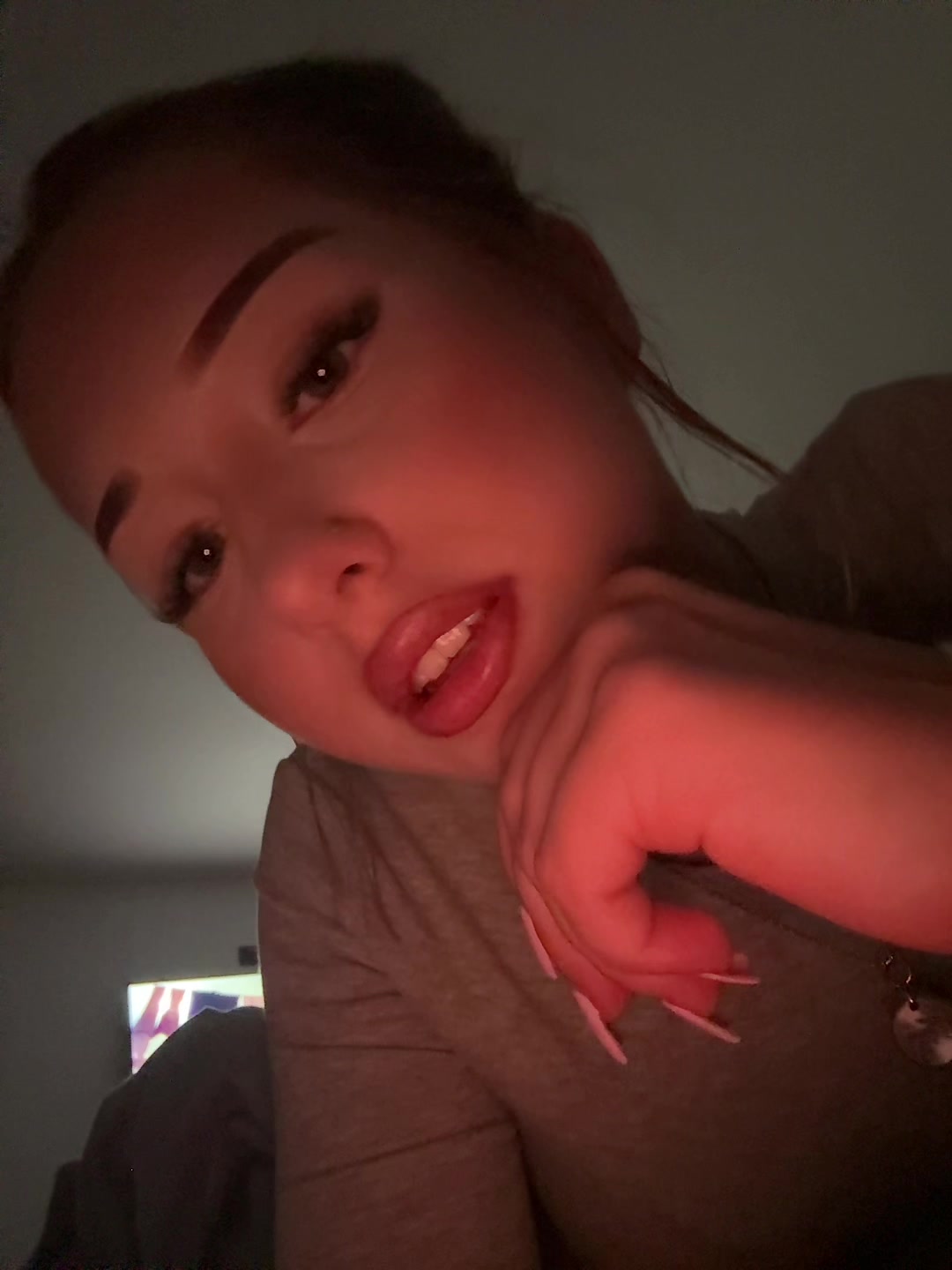 @𝐡𝐞𝐫𝐦𝐢𝐧𝐞