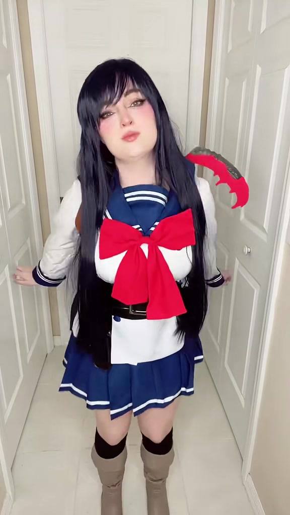 @Lilkirakitty