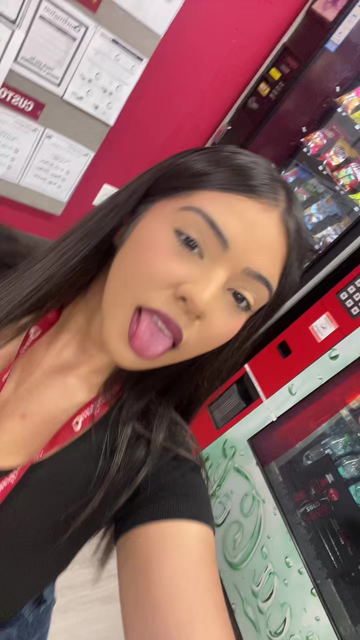 @s1mp4seniaa