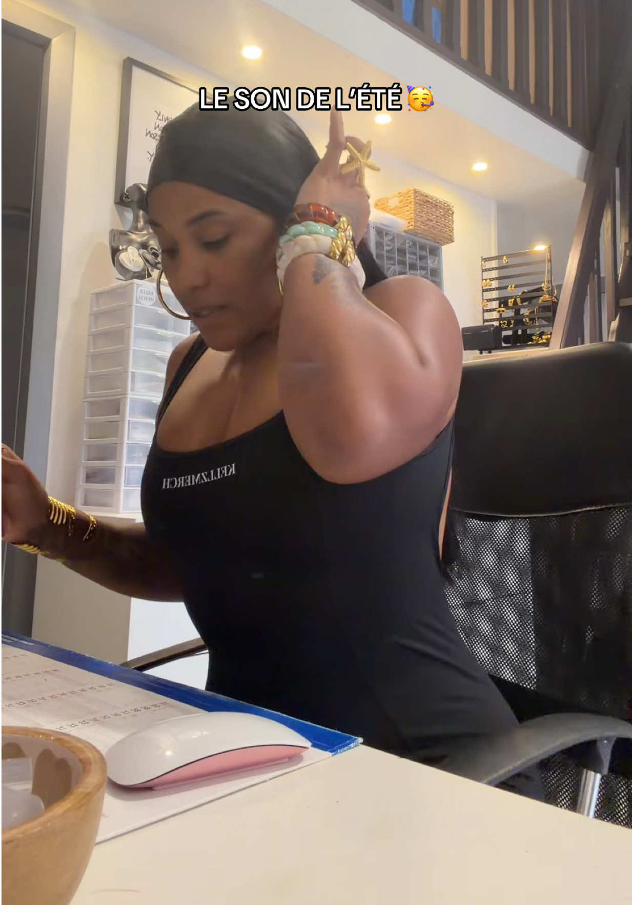 @KELLZMERCH |✨