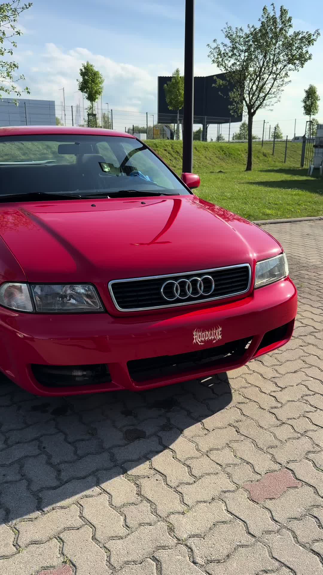 @Custom_b5