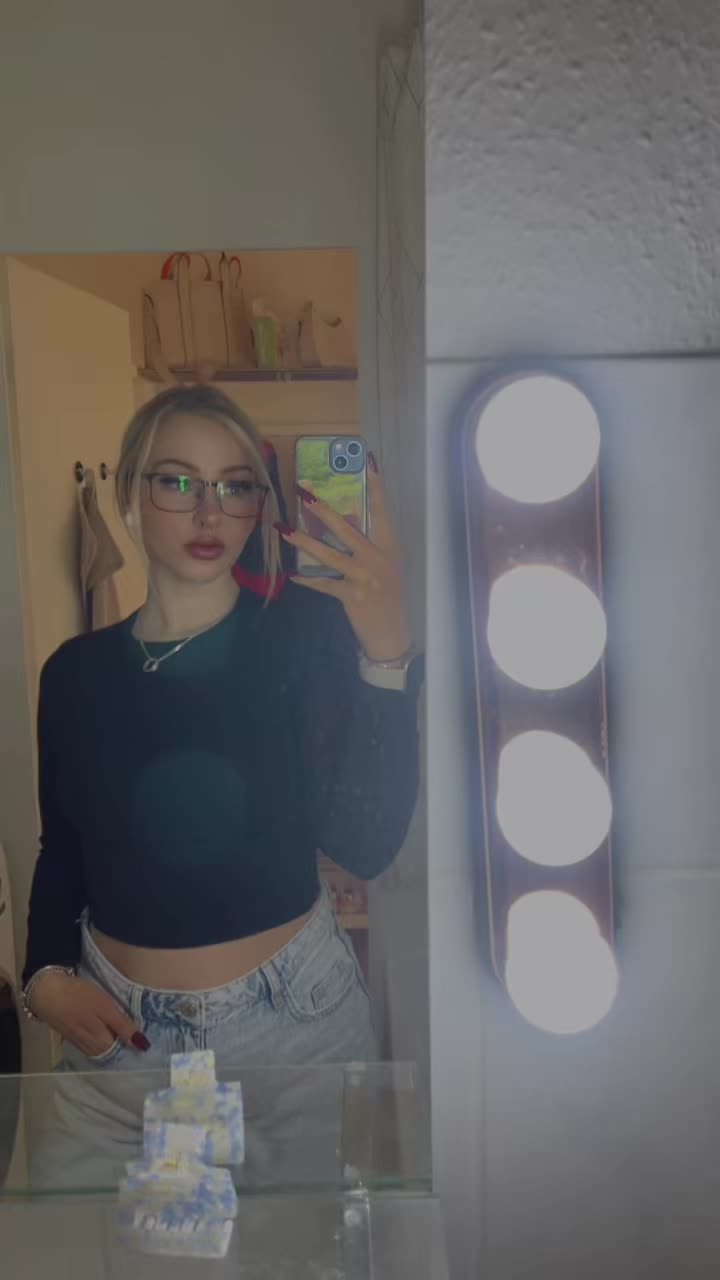 @Anna🦋