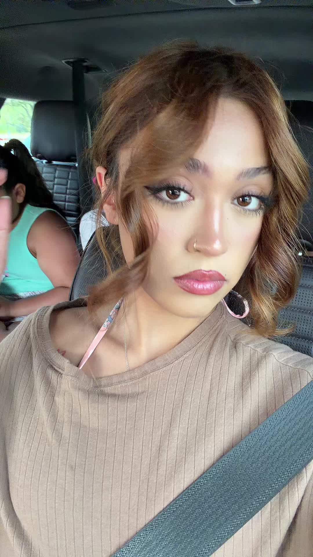 @michelleee