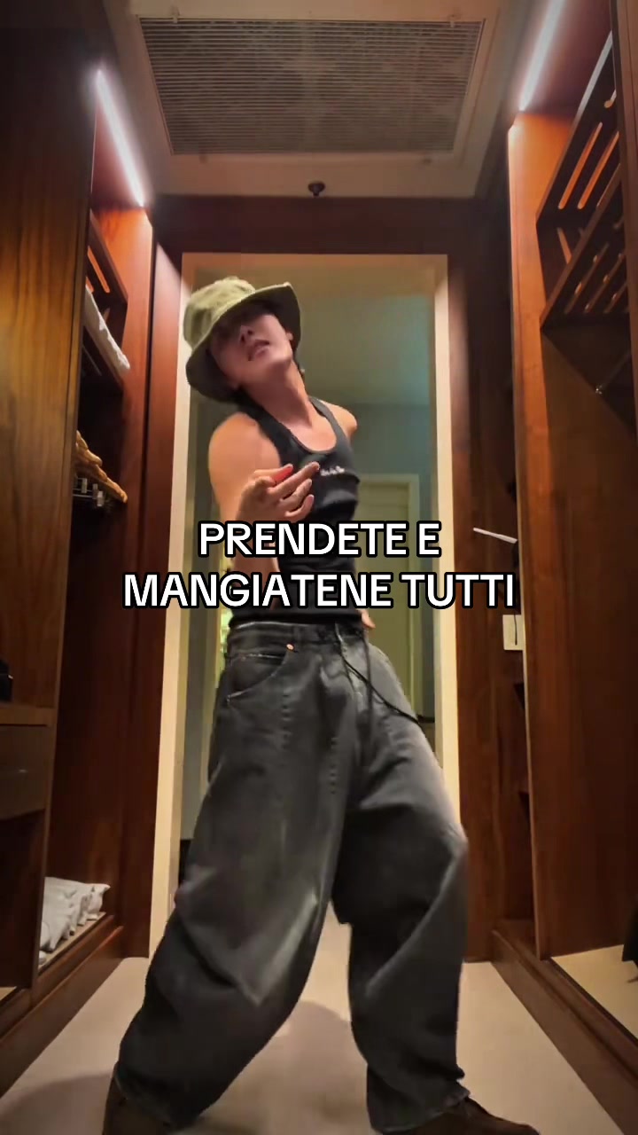 @La Fabiโท