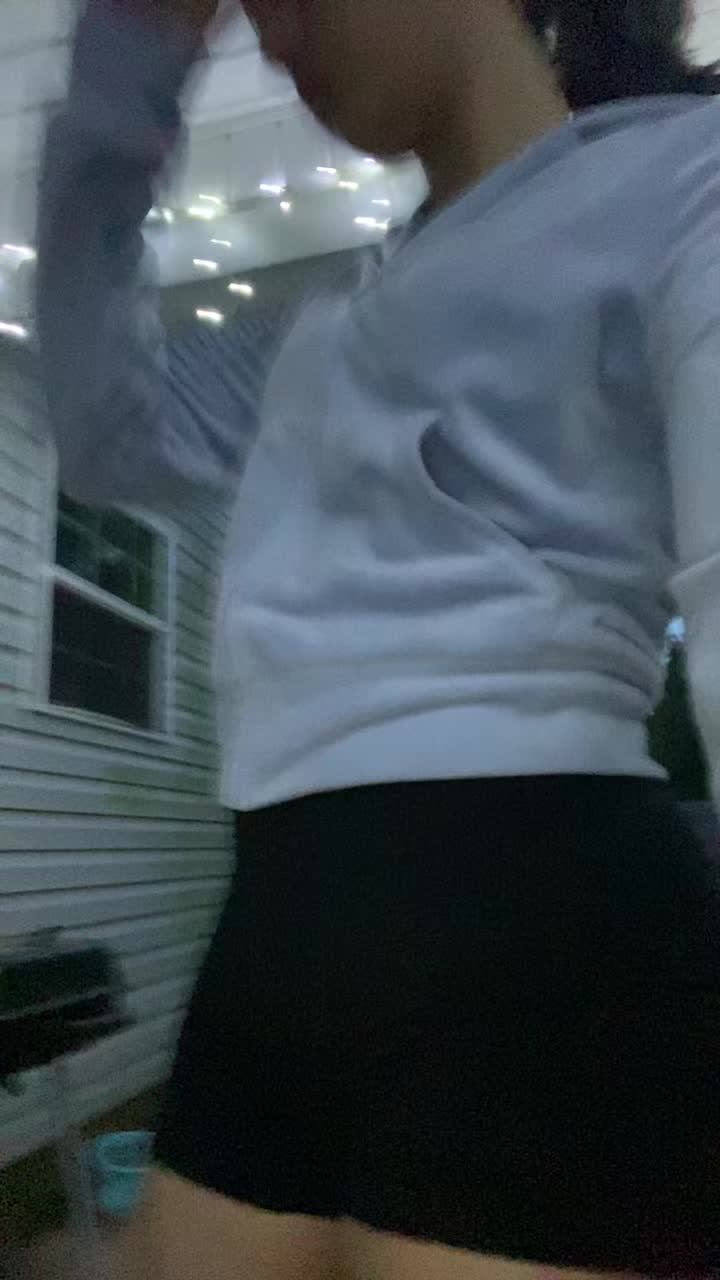 @pretty.girlbella