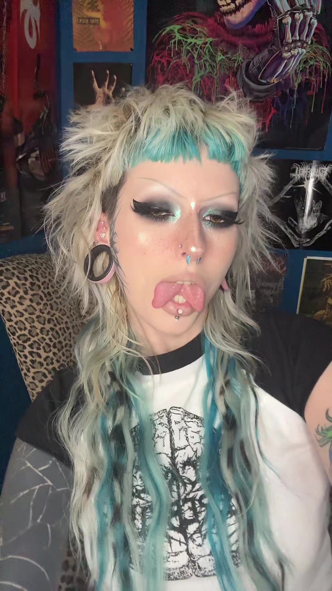@Lyn Lobotomy