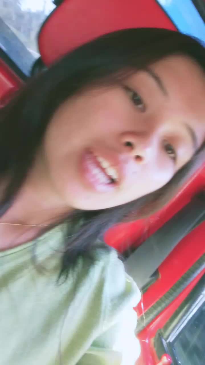 @...