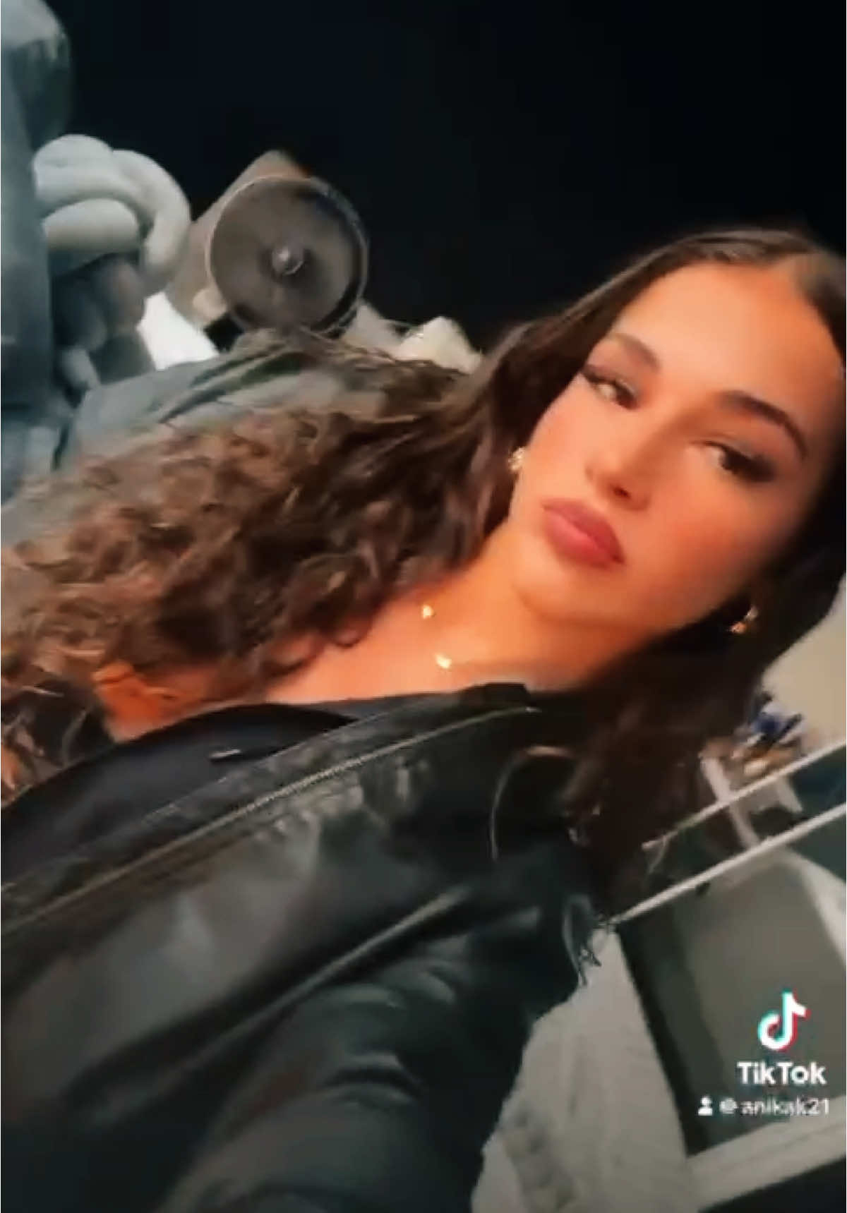 @anika