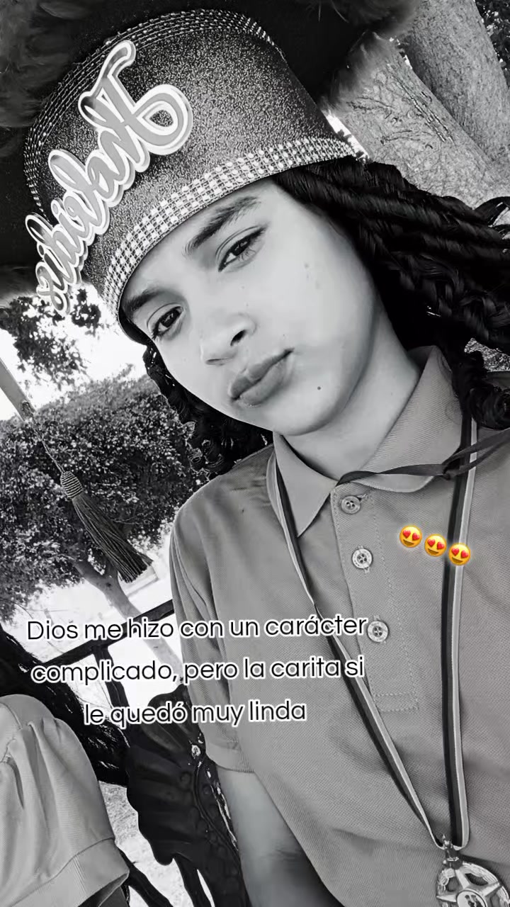@𝒥𝒽𝑜𝓁𝑒𝒾𝒹𝒾𝓈🍒