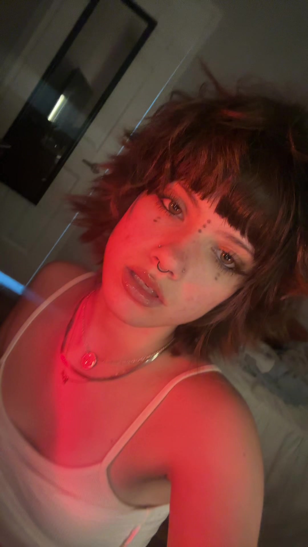 @llyla404