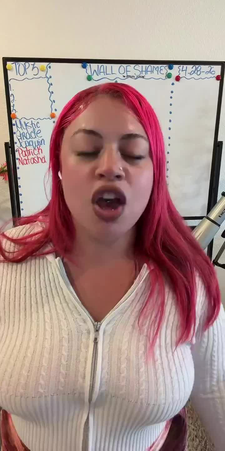 @Pinkyurge
