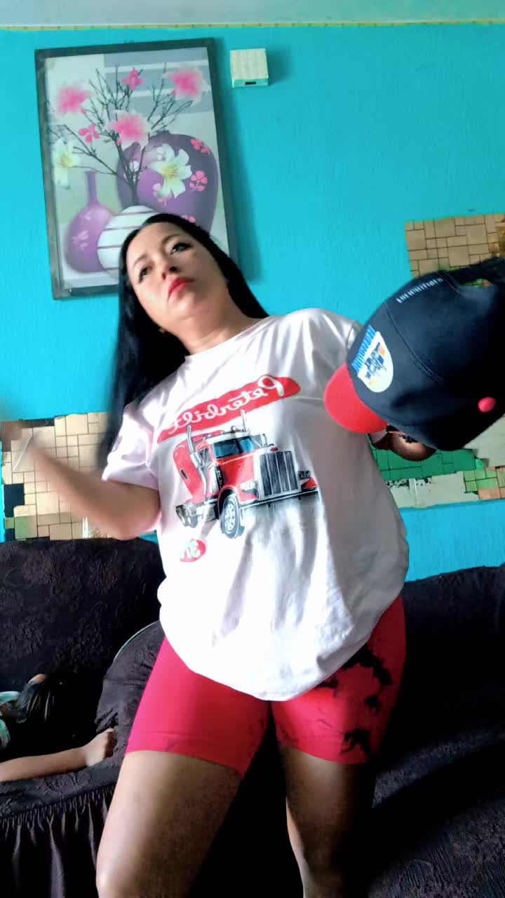 @CAMILA FLORES