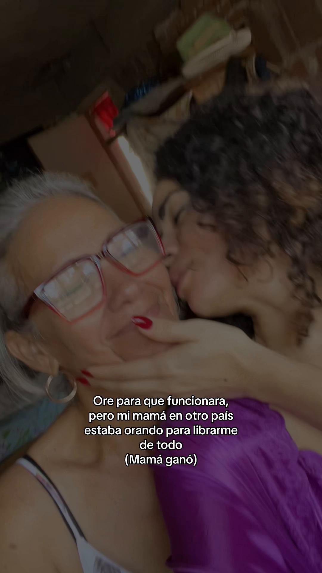 @Rosy_Rosales🇨🇺🦋