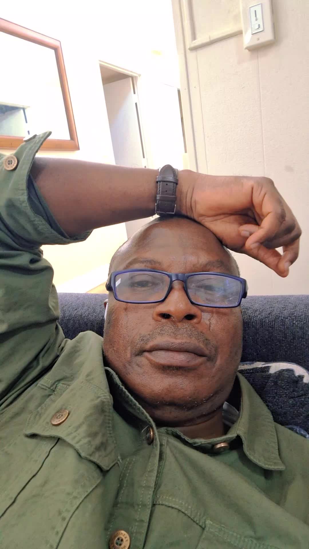 @Tee