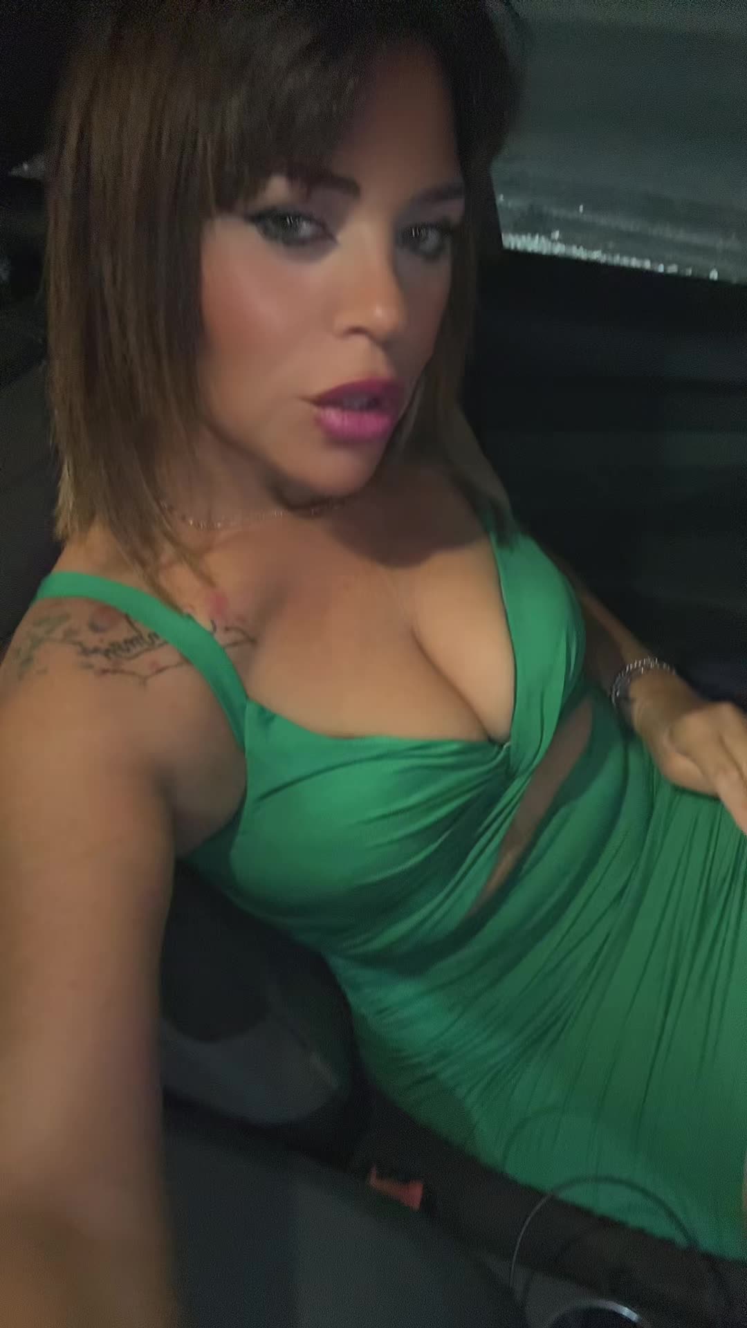 @Cailyminogue